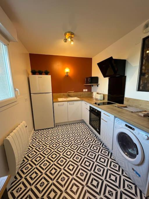 Ferienwohnung Dahlia, Appt Cosy Avec Parking Et Balcon Caen Exterior foto